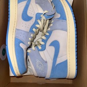 WAIR JORDAN
1 ZM AIR CMFT 2 Size 10 womens